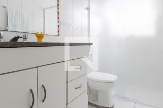 Banheiro Social de casa à venda com 3 quartos, 202m² em Nova Petrópolis, São Bernardo do Campo