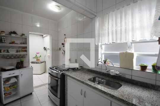 Cozinha de casa à venda com 3 quartos, 202m² em Nova Petrópolis, São Bernardo do Campo