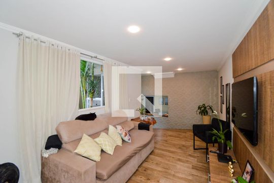 Sala de casa à venda com 3 quartos, 200m² em Jardim Nova Ipanema, Guarulhos