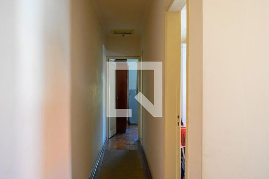 Corredor de casa à venda com 3 quartos, 195m² em Vila da Saúde, São Paulo