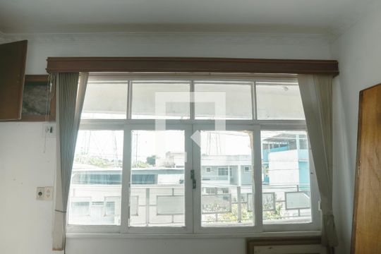 Quarto 1 de casa para alugar com 2 quartos, 120m² em Jardim América, Rio de Janeiro