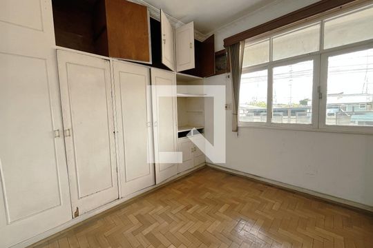 Quarto 1 de casa para alugar com 2 quartos, 120m² em Jardim América, Rio de Janeiro