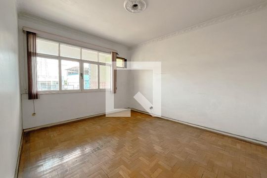 Quarto 2 de casa para alugar com 2 quartos, 120m² em Jardim América, Rio de Janeiro