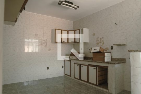 Cozinha de casa para alugar com 2 quartos, 120m² em Jardim América, Rio de Janeiro