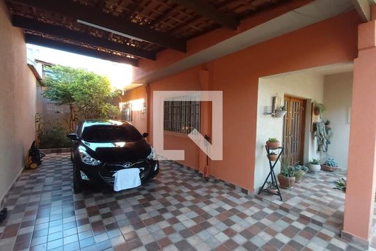 Área Externa de casa à venda com 2 quartos, 240m² em Parque Edu Chaves, São Paulo
