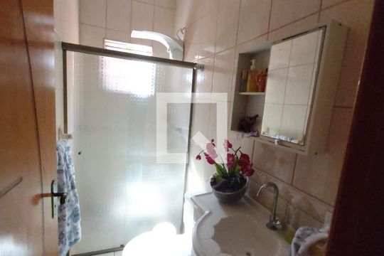 Banheiro 1 de casa à venda com 2 quartos, 240m² em Parque Edu Chaves, São Paulo