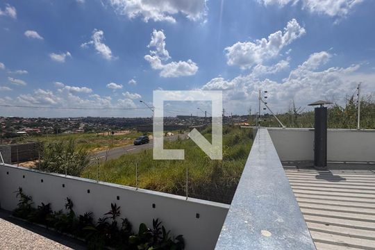 Casa à venda com 2 quartos, 147m² em Cidade Satélite Íris, Campinas