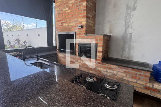 Casa à venda com 2 quartos, 147m² em Cidade Satélite Íris, Campinas