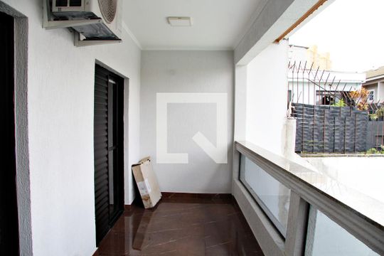 Varanda da Suíte 1 de casa à venda com 4 quartos, 550m² em Vila Sao Judas Tadeu, Guarulhos