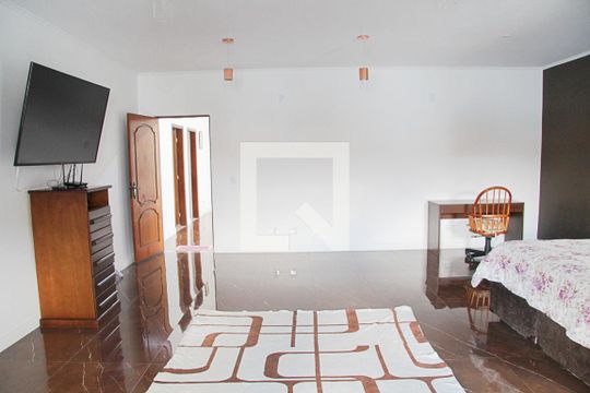 Suíte 1 de casa à venda com 4 quartos, 550m² em Vila Sao Judas Tadeu, Guarulhos