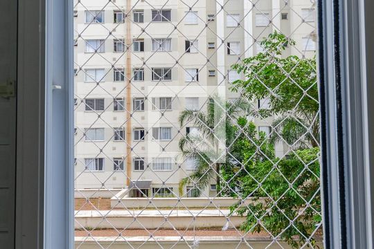 Quarto 1 - Janela de apartamento para alugar com 2 quartos, 43m² em Jardim Iris, São Paulo