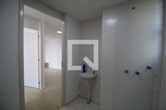 Banheiro de apartamento à venda com 2 quartos, 45m² em Taquara, Rio de Janeiro