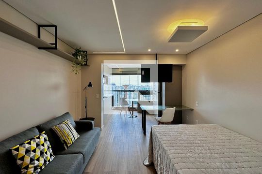 Kitnet/Studio para alugar com 0 quarto, 30m² em Jardim das Acacias, São Paulo