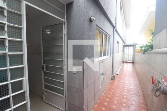 Corredor de casa à venda com 4 quartos, 125m² em Jardim Franca, São Paulo