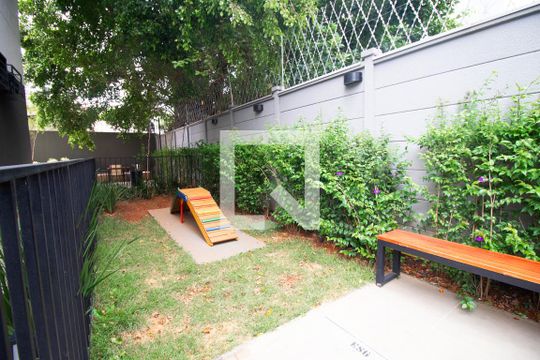Área comum de apartamento para alugar com 1 quarto, 28m² em Pinheiros, São Paulo