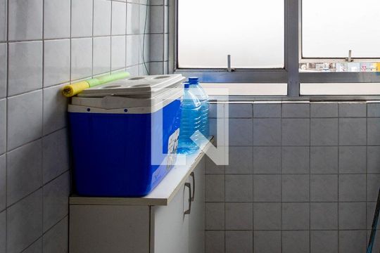 Área de Serviço de apartamento para alugar com 2 quartos, 56m² em Casa Grande, Diadema
