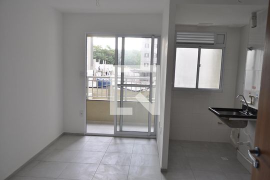 Apartamento à venda com 2 quartos, 42m² em Del Castilho, Rio de Janeiro