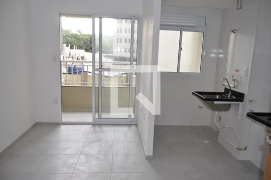 Sala de apartamento à venda com 2 quartos, 42m² em Del Castilho, Rio de Janeiro