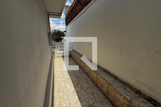 Varanda - 2° andar de casa à venda com 3 quartos, 200m² em Floresta, Belo Horizonte