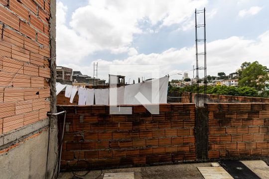 Vista do Quarto de casa para alugar com 1 quarto, 100m² em Vila Brasilina, São Paulo