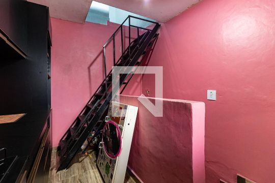 Cozinha de casa para alugar com 1 quarto, 100m² em Vila Brasilina, São Paulo