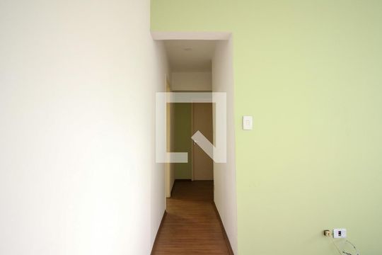 Corredor de apartamento à venda com 2 quartos, 84m² em Sítio Pinheirinho, São Paulo