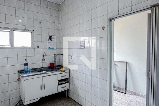 Cozinha de apartamento para alugar com 2 quartos, 62m² em Mooca, São Paulo