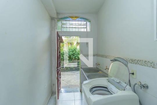Área de Serviço de casa à venda com 3 quartos, 147m² em Caiçaras, Belo Horizonte