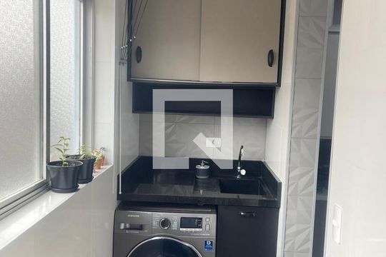 Lavanderia de apartamento à venda com 2 quartos, 68m² em Vila Valparaíso, Santo André