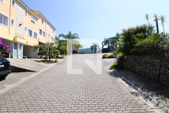 Área comum de casa de condomínio para alugar com 2 quartos, 120m² em Vila Santos, São Paulo