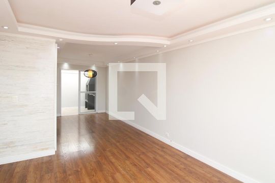 Sala de casa de condomínio para alugar com 2 quartos, 120m² em Vila Santos, São Paulo