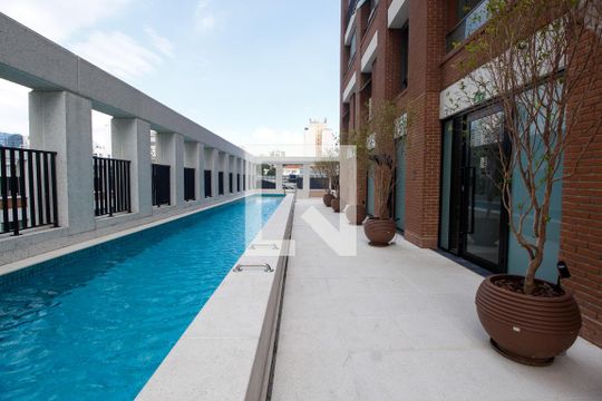 Área comum - Piscina de apartamento à venda com 3 quartos, 189m² em Vila Nova Conceição, São Paulo