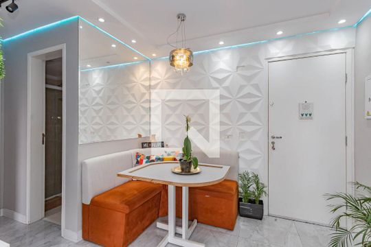 Sala de apartamento à venda com 2 quartos, 50m² em Vila Vermelha, São Paulo