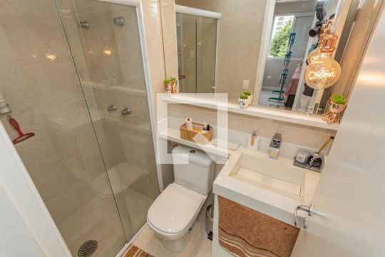 Banheiro de apartamento à venda com 2 quartos, 50m² em Vila Vermelha, São Paulo