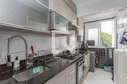 Cozinha de apartamento à venda com 2 quartos, 50m² em Vila Vermelha, São Paulo