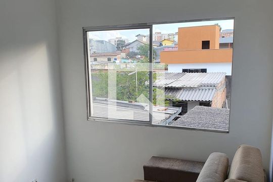 Quarto 2 de casa para alugar com 2 quartos, 65m² em Santa Terezinha, Contagem