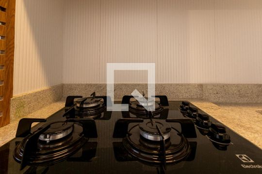 Apartamento à venda com 2 quartos, 37m² em Jurubatuba, São Paulo
