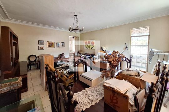 Casa à venda com 3 quartos, 65m² em Santa Rosa, Niterói