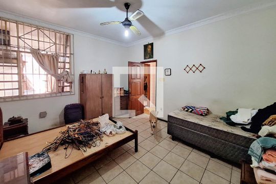 Quarto 1 de casa à venda com 3 quartos, 65m² em Santa Rosa, Niterói