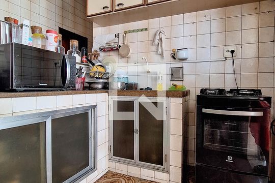 Cozinha de casa à venda com 3 quartos, 65m² em Santa Rosa, Niterói