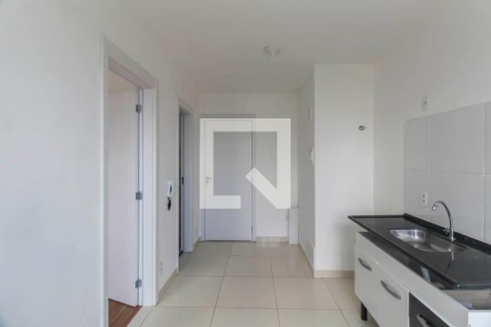 Sala/Cozinha de apartamento à venda com 1 quarto, 24m² em Vila Prudente, São Paulo