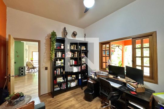 Quarto 3 / Escritório de casa de condomínio para alugar com 5 quartos, 5400m² em Vargem Pequena, Rio de Janeiro