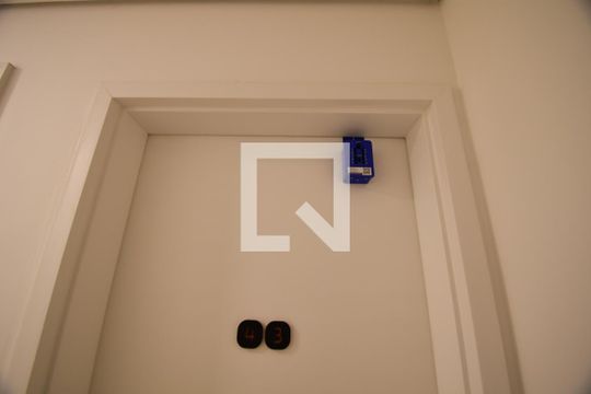 Lockbox de apartamento para alugar com 2 quartos, 60m² em Centro, Campinas