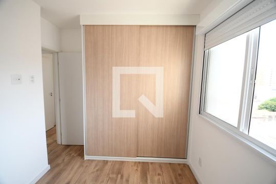 Quarto 1 de apartamento para alugar com 2 quartos, 60m² em Centro, Campinas
