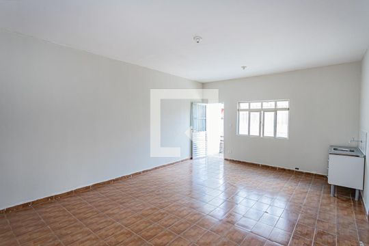 Casa para alugar com 1 quarto, 50m² em Jardim Maristela, São Paulo