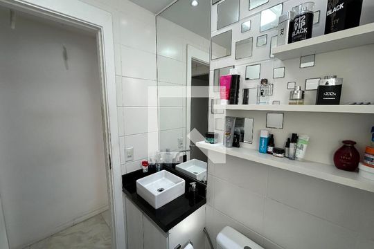 Banheiro de apartamento à venda com 2 quartos, 50m² em Engenho Novo, Rio de Janeiro