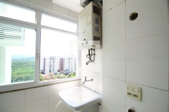 Área de serviço de apartamento à venda com 3 quartos, 81m² em Barra da Tijuca, Rio de Janeiro