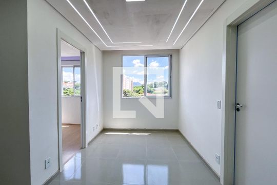 Apartamento à venda com 2 quartos, 34m² em Vila Barreto, São Paulo