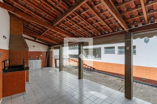 Quintal de casa à venda com 4 quartos, 252m² em Santo Amaro, São Paulo