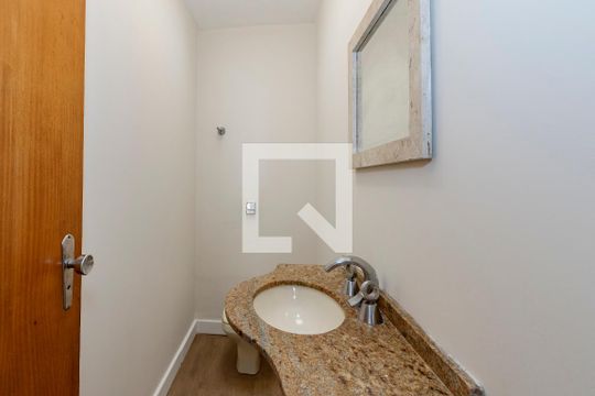 Lavabo de casa à venda com 4 quartos, 252m² em Santo Amaro, São Paulo